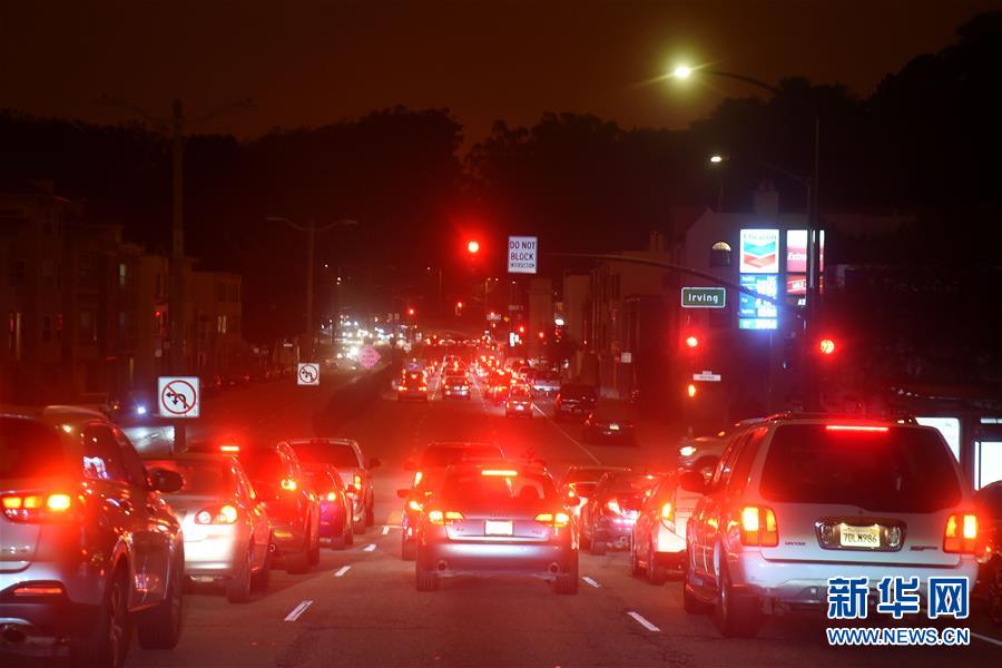 美国旧金山：午·夜