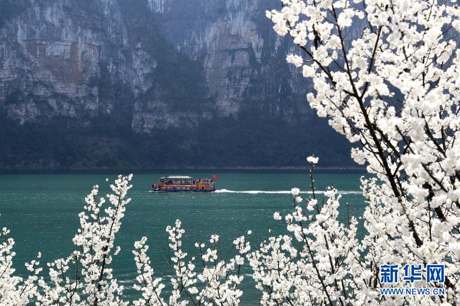 脱贫攻坚助力贵州山乡苗寨从“贫困边缘”奔向“旅游前沿”