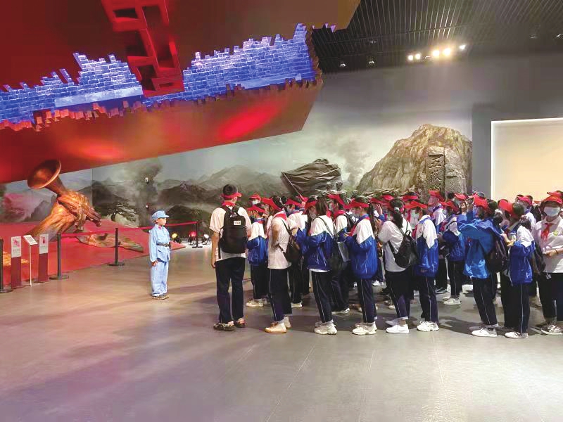 红色旅游红红火火 亲子游、研学游需求上升