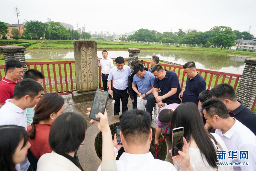 江西瑞金：“红色故都”红色旅游升温