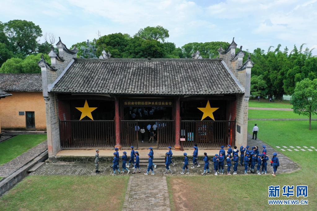 江西瑞金：“红色故都”红色旅游升温