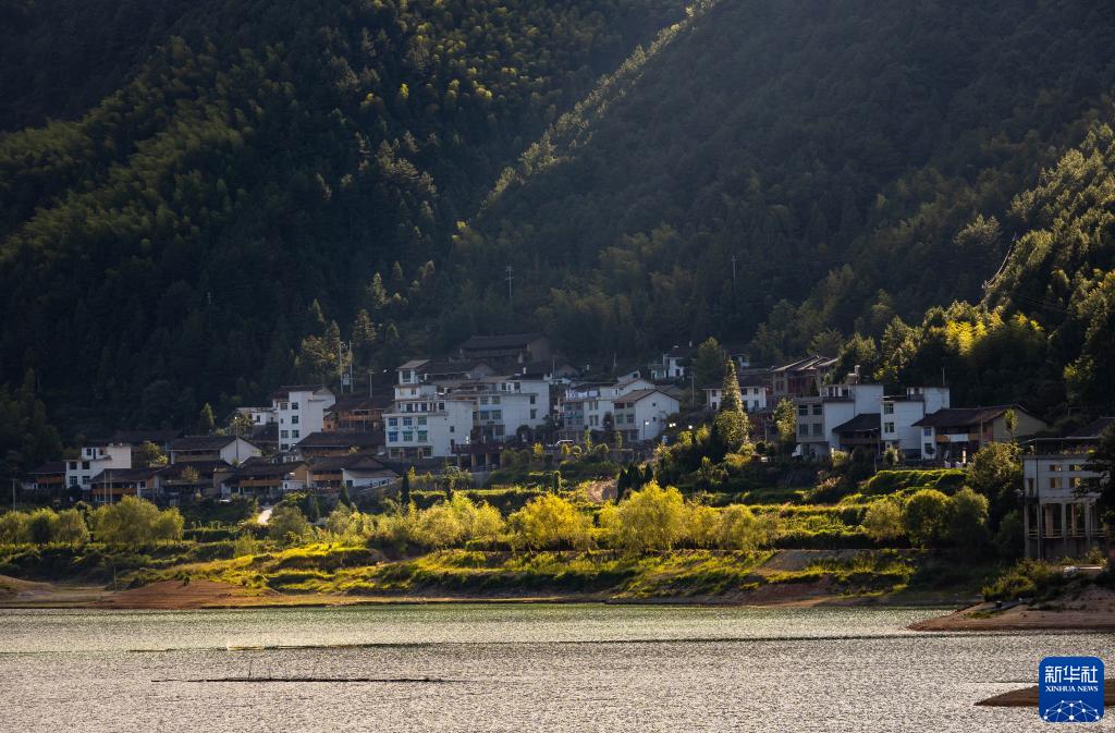 浙江景宁：崇山峻岭间的美丽乡村