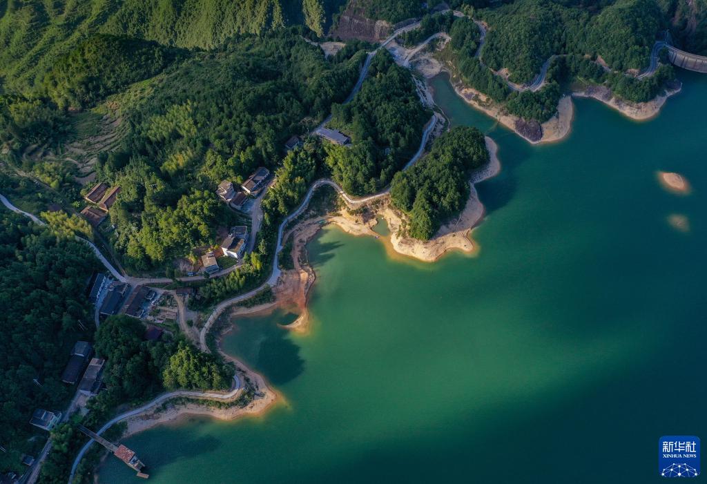 浙江景宁：崇山峻岭间的美丽乡村