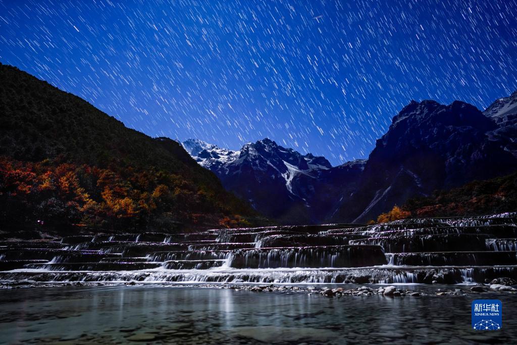 一起来看双子座流星雨