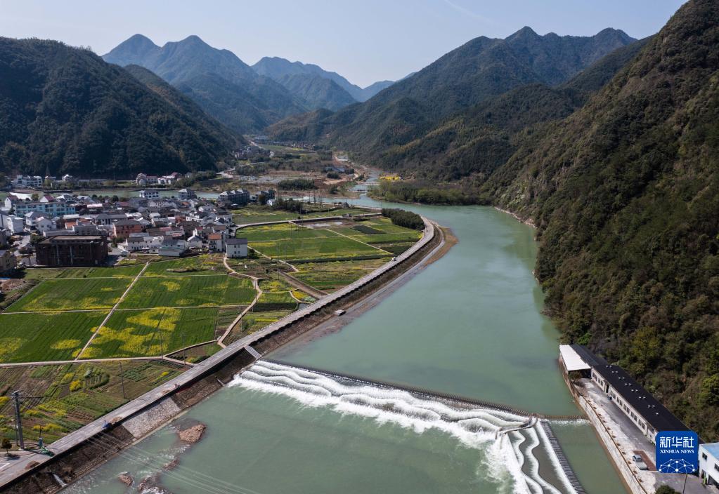浙江富阳：推进“美丽河湖”建设 守护水美家园