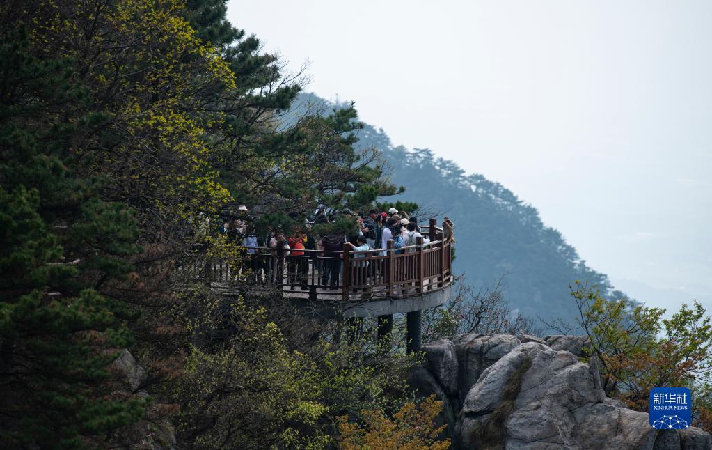 江西：春和景明引游人