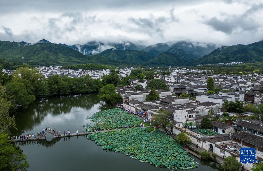 水墨徽州“画”烟雨