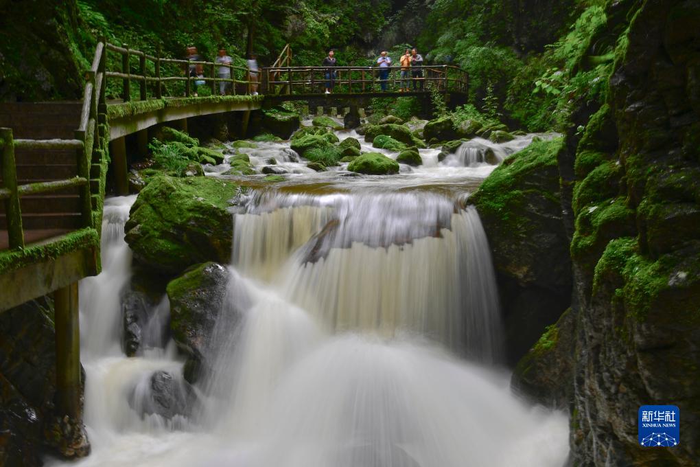 秦岭山水中的世界“最佳旅游乡村”