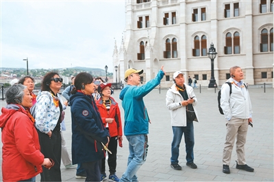 暑期出境游量质齐升